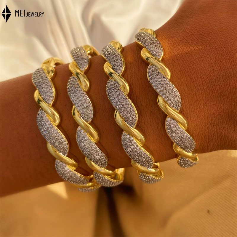 Women'S Accessories Manufacturers - Высококачественный двухцветный диагональный пояс с кубическим