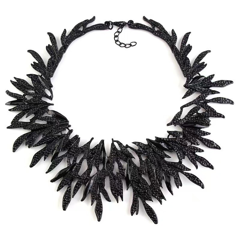 Экстравагантное и стильное рет – обзор и цена Women'S Accessories Manufacturers