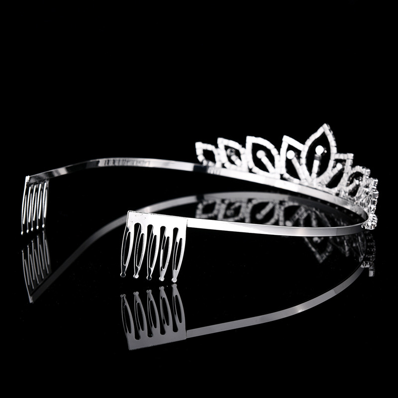 Серебряная корона с блестящими – обзор и цена Women Accessories To Gift